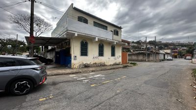 Casa, 3 quartos, 200 m² - Foto 1