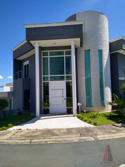 Casa, 3 quartos, 270 m² - Foto 1