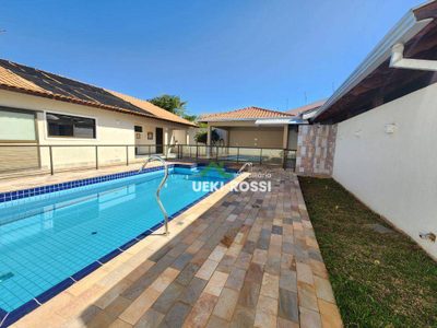 Casa, 3 quartos, 240 m² - Foto 1