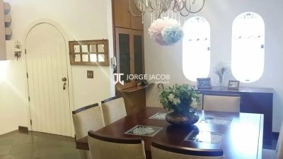 Casa, 3 quartos, 270 m² - Foto 1