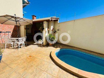 Casa, 3 quartos, 225 m² - Foto 1